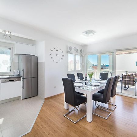 Luxury Xxl Apartment Makarska Buitenkant foto